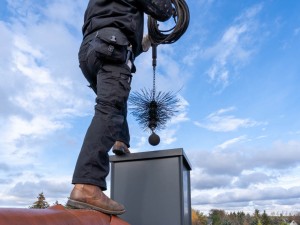 Miten savupiippu puhdistetaan ja huolletaan tehokkaasti?