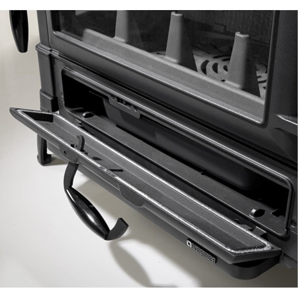 Italialainen valurautainen kamiina ja kanssa uunillinen La Nordica Isotta Forno, 9.7kW | Kamiinat / Valmistakat |  |