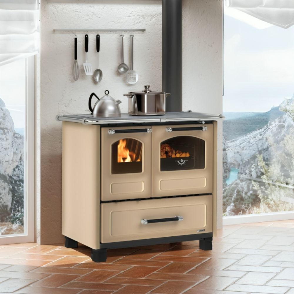 Italian puuhella La Nordica Family 4.5, ruskea, 7.5kW | Puuhellat |  |